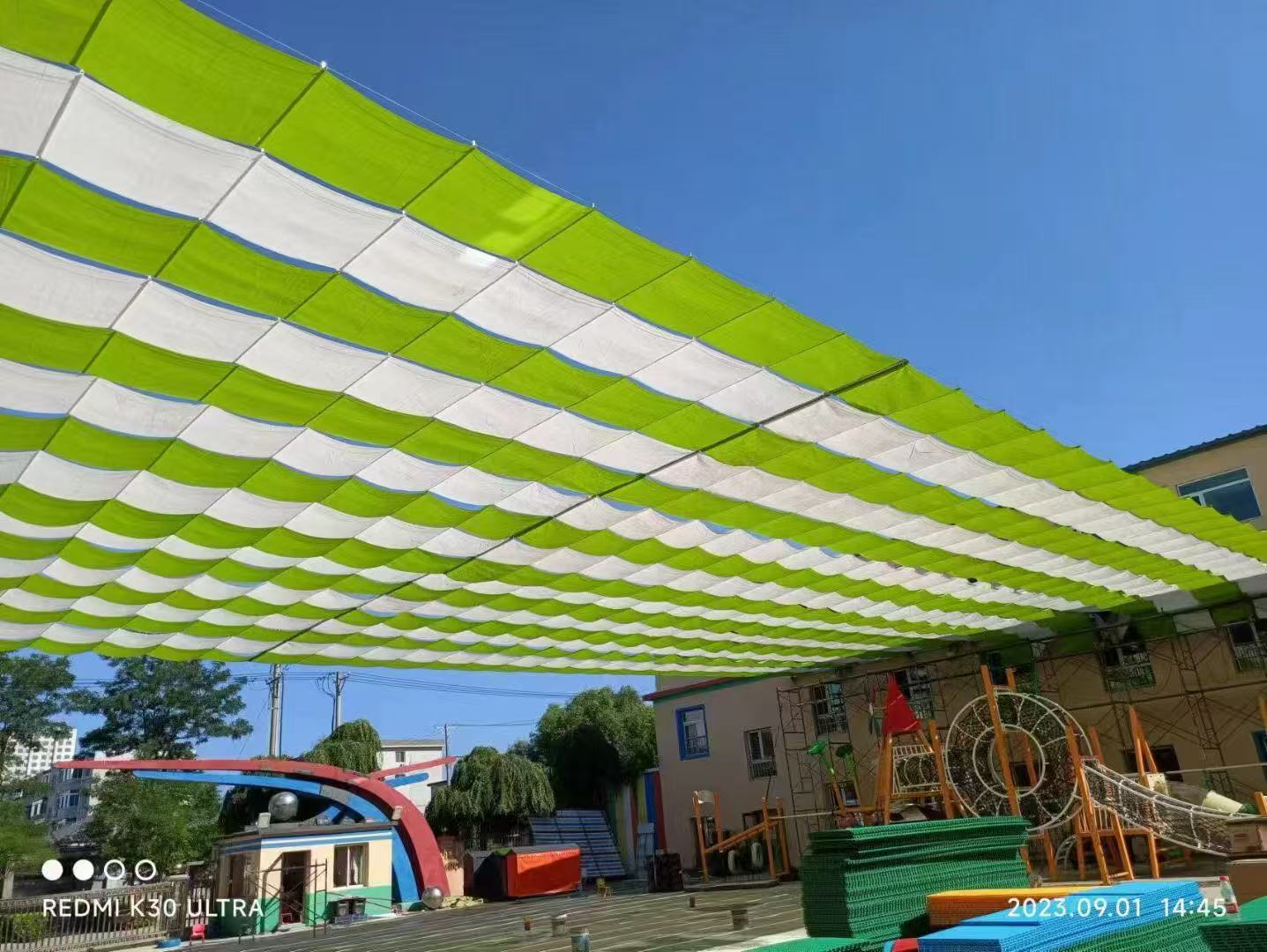 幼儿园预算有限？这款遮阳帘性价比真的绝了！对比了好多家，选了这家源头厂家的定制款，做工精细还不贵。